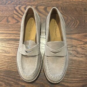 House of Harlow 1960 Suede Loafers